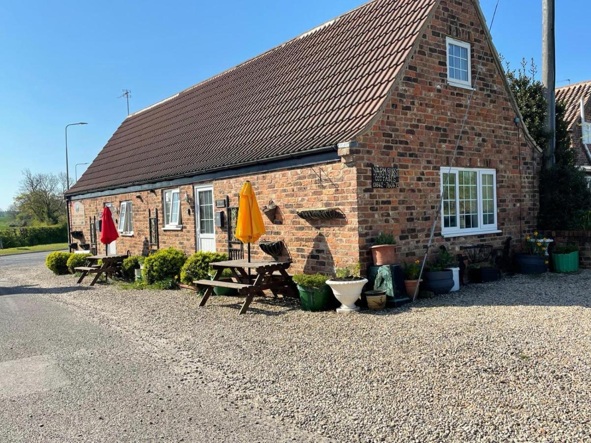 Yarm Cottages Sleeping 12 Kirklevington Exteriör bild